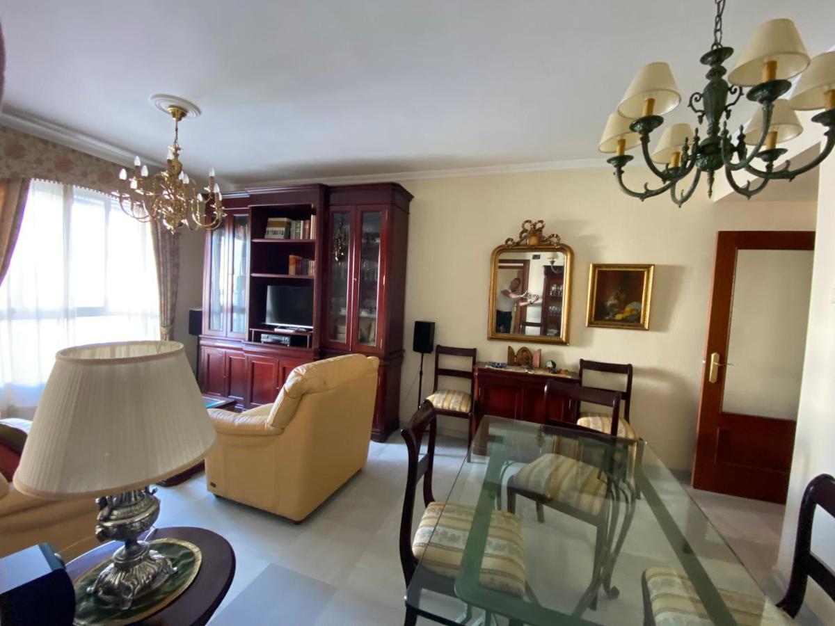Fantastico Apartamento Con Parking Avenida De Cadiz Sevilla Buitenkant foto