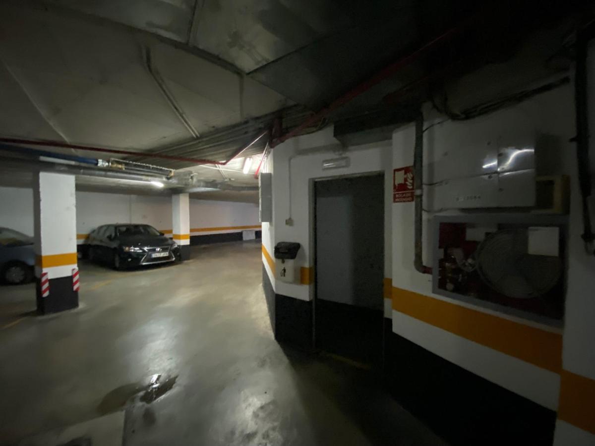 Fantastico Apartamento Con Parking Avenida De Cadiz Sevilla Buitenkant foto