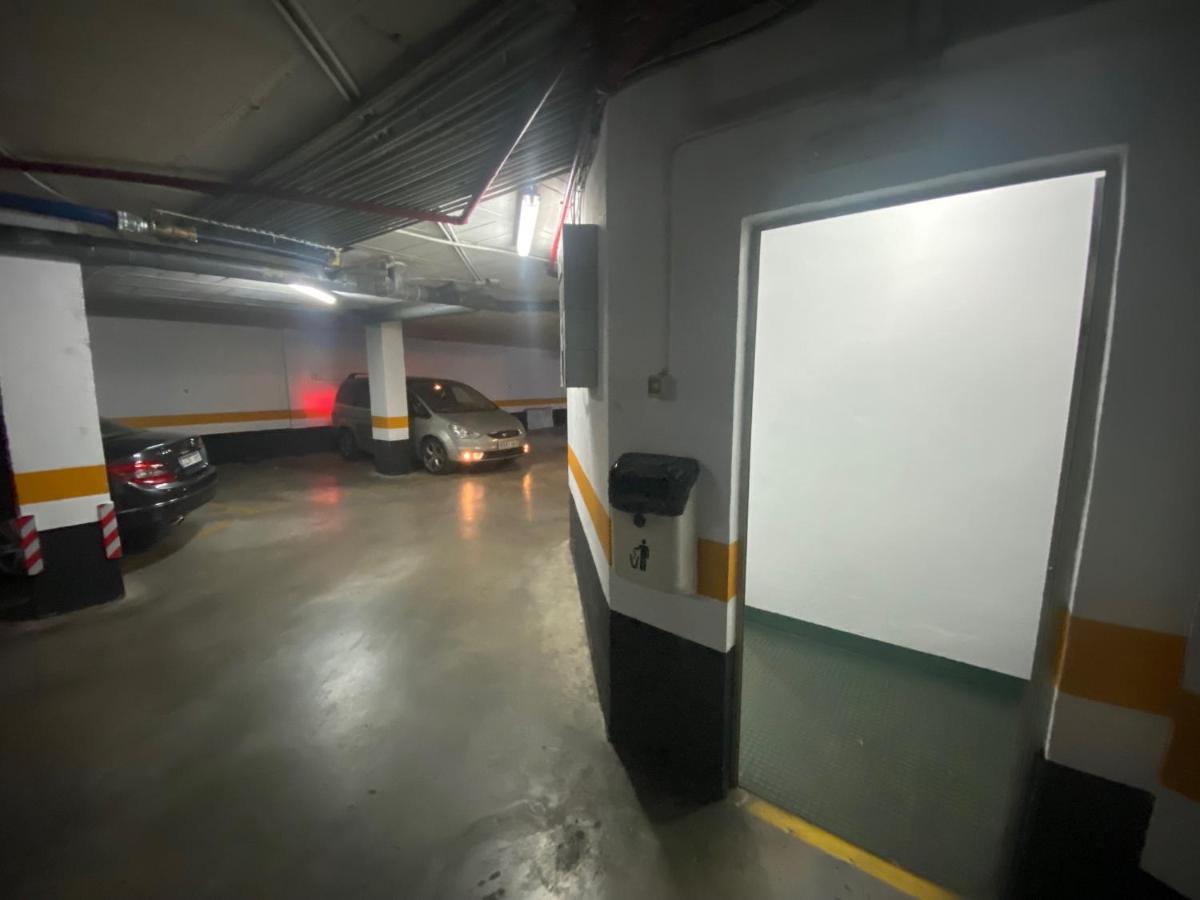 Fantastico Apartamento Con Parking Avenida De Cadiz Sevilla Buitenkant foto